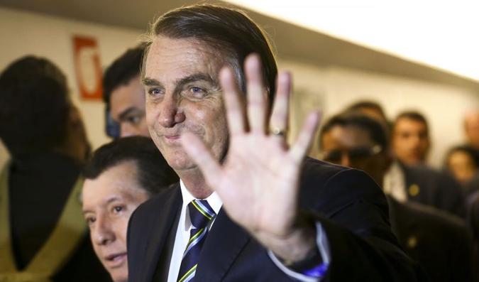 O presidente Jair Bolsonaro foi terça-feira ao Congresso entregar o projeto de lei que muda o Código Nacional de Trânsito. Texto sofrerá alterações (foto: Marcelo Camargo/Agencia Brasil ) O presidente Jair Bolsonaro foi terça-feira ao Congresso entregar o projeto de lei que muda o Código Nacional de Trânsito. Texto sofrerá alterações (foto: Marcelo Camargo/Agencia Brasil )