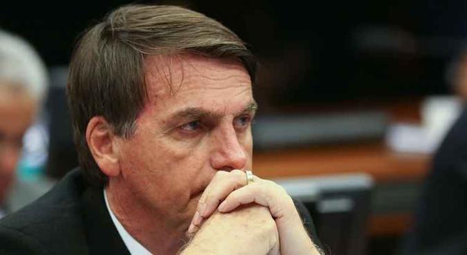 Segundo Bolsonaro, 30% dos recursos vão para o ralo(foto: Mauro Pimentel/AFP) Segundo Bolsonaro, 30% dos recursos vão para o ralo(foto: Mauro Pimentel/AFP)