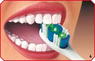 As crianças fizeram tratamentos preventivos, como a limpeza dos dentes e aplicação de flúor. Elas ainda tiveram orientações sobre higiene bucal.(foto: Colgate/Divulgação) As crianças fizeram tratamentos preventivos, como a limpeza dos dentes e aplicação de flúor. Elas ainda tiveram orientações sobre higiene bucal.(foto: Colgate/Divulgação)