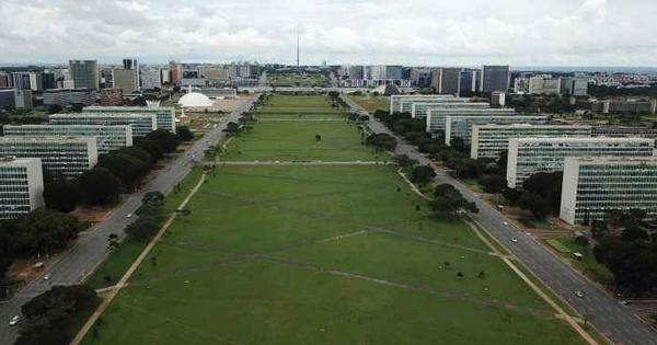 Governo registra 1.565 casos de covid-19 entre servidores p&uacute;blicos federais