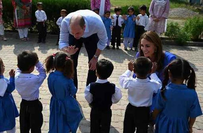 Príncipe William e sua esposa Kate Middleton.(foto: Aamir Qureshi/AFP) Príncipe William e sua esposa Kate Middleton.(foto: Aamir Qureshi/AFP)