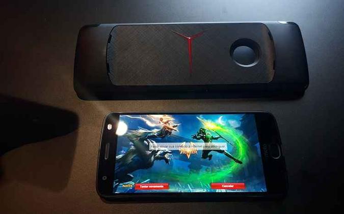 O novo snap transforma o smartphone em um videogame portátil(foto: Álef Calado/Esp. CB/D.A Press) O novo snap transforma o smartphone em um videogame portátil(foto: Álef Calado/Esp. CB/D.A Press)