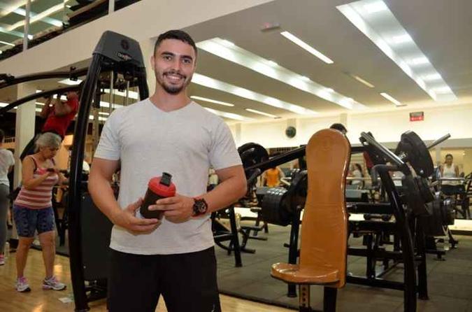 Fábio usa o whey protein há dois anos: resultados só começararm a aparecer depois que pediu orientação a um profissional (foto: Ana Carneiro/Esp. CB/D.A Press) Fábio usa o whey protein há dois anos: resultados só começararm a aparecer depois que pediu orientação a um profissional (foto: Ana Carneiro/Esp. CB/D.A Press)