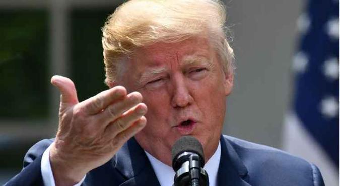 Trump também fez uma crítica ao país anfitrião do evento(foto: Nicholas Kamm/AFP) Trump também fez uma crítica ao país anfitrião do evento(foto: Nicholas Kamm/AFP)