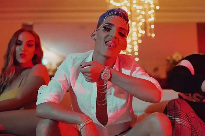 Fret fazia sucesso na cena de rap de Porto Rico(foto: Reprodução/YouTube) Fret fazia sucesso na cena de rap de Porto Rico(foto: Reprodução/YouTube)