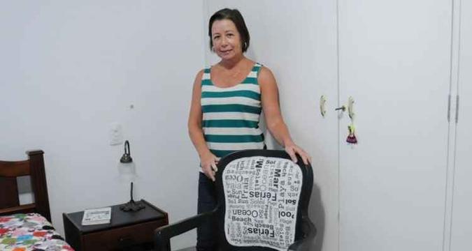 'Eu pintei a parede e contratei uma pessoa para fazer a pintura dos móveis. Não troquei os que já tinha. Só melhorei, usando cores mais sóbrias. O resultado ficou ótimo' June Alves Gomes, aposentada(foto: Barbara Cabral/Esp. CB/D.A Press) 'Eu pintei a parede e contratei uma pessoa para fazer a pintura dos móveis. Não troquei os que já tinha. Só melhorei, usando cores mais sóbrias. O resultado ficou ótimo' June Alves Gomes, aposentada(foto: Barbara Cabral/Esp. CB/D.A Press)
