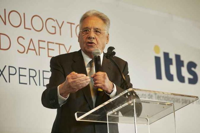 FHC: Brasil precisa de liderança que FHC: Brasil precisa de liderança que