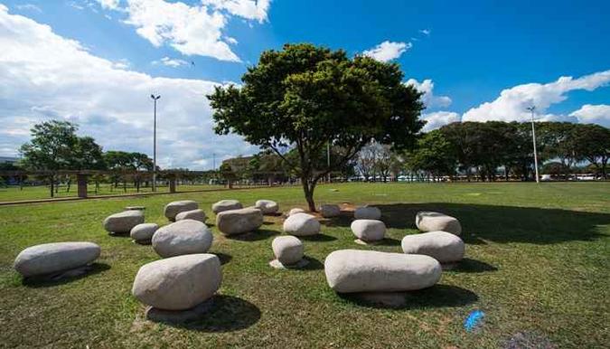 Obra 'Pedras', do artista Lourenço de Bem(foto: Kazuo Okubo/Andre Kazuo/ Guilherme Sale) Obra 'Pedras', do artista Lourenço de Bem(foto: Kazuo Okubo/Andre Kazuo/ Guilherme Sale)