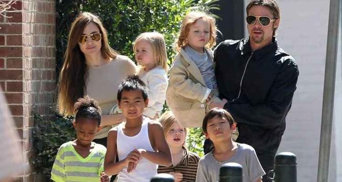Brad Pitt e Angelina Jolie se separaram em setembro de 2016(foto: Reprodução/Internet) Brad Pitt e Angelina Jolie se separaram em setembro de 2016(foto: Reprodução/Internet)