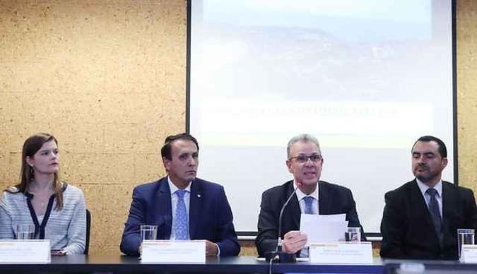 Bento Albuquerque em encontro da Agência Nacional de Mineração com representantes do setor, realizada em Brasília(foto: Bruno Spada / MME) Bento Albuquerque em encontro da Agência Nacional de Mineração com representantes do setor, realizada em Brasília(foto: Bruno Spada / MME)