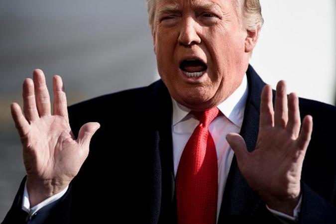 O presidente americano declarou em uma série de tuítes que ele mesmo desejava acabar com a organização (foto: AFP) O presidente americano declarou em uma série de tuítes que ele mesmo desejava acabar com a organização (foto: AFP)