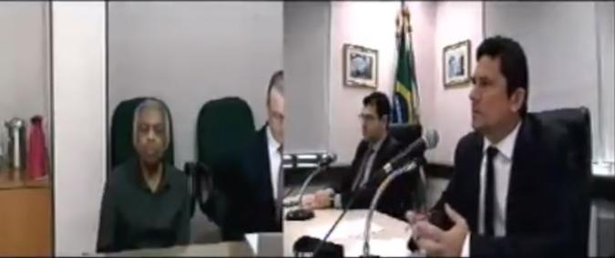O cantor Gilberto Gil prestou depoimento na manhã dessa 5ª feira em processo da Lava-Jato(foto: Reprodução de vídeo) O cantor Gilberto Gil prestou depoimento na manhã dessa 5ª feira em processo da Lava-Jato(foto: Reprodução de vídeo)