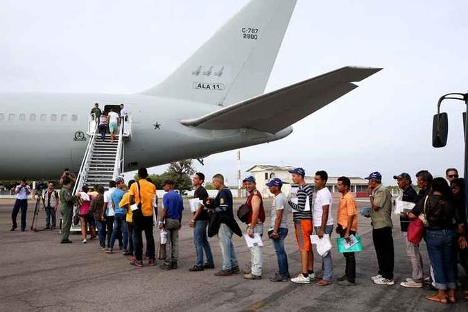 Refugiados venezuelanos se preparam para deixar Boa Vista com destino a São Paulo(foto: Antonio Cruz/Agencia Brasil) Refugiados venezuelanos se preparam para deixar Boa Vista com destino a São Paulo(foto: Antonio Cruz/Agencia Brasil)