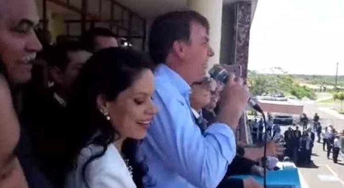 (foto: Reprodução/YouTube) (foto: Reprodução/YouTube)