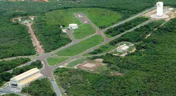 Brasil e EUA fecham acordo para uso da Base de Alcântara, no ...