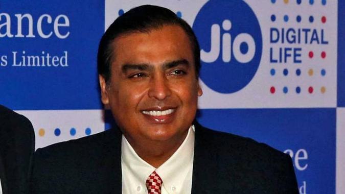 Ambani, de 61 anos, desenvolveu nos últimos meses seus planos para ganhar participação de mercado no comércio eletrônico(foto: Reprodução/Twitter) Ambani, de 61 anos, desenvolveu nos últimos meses seus planos para ganhar participação de mercado no comércio eletrônico(foto: Reprodução/Twitter)