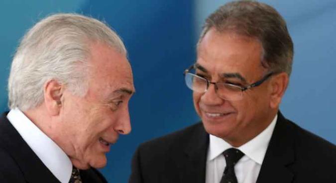 Ronaldo Fonseca é deputado licenciado pelo DF. Ele deixou o Podemos ao ganhar a vaga no Planalto em maio. O ministro, porém, apoia um candidato do partido em Brasília, seu suplente na Câmara, Marcos Pacco(foto: Wilson Dias/Agencia Brasil) Ronaldo Fonseca é deputado licenciado pelo DF. Ele deixou o Podemos ao ganhar a vaga no Planalto em maio. O ministro, porém, apoia um candidato do partido em Brasília, seu suplente na Câmara, Marcos Pacco(foto: Wilson Dias/Agencia Brasil)