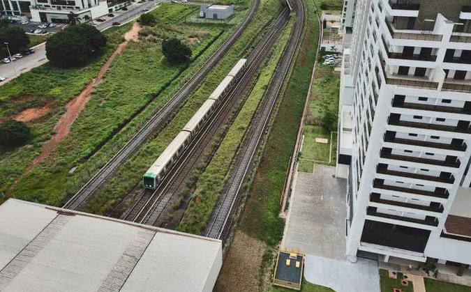 Metrô em Águas Claras (foto: Breno Fortes/CB/D.A Press ) Metrô em Águas Claras (foto: Breno Fortes/CB/D.A Press )