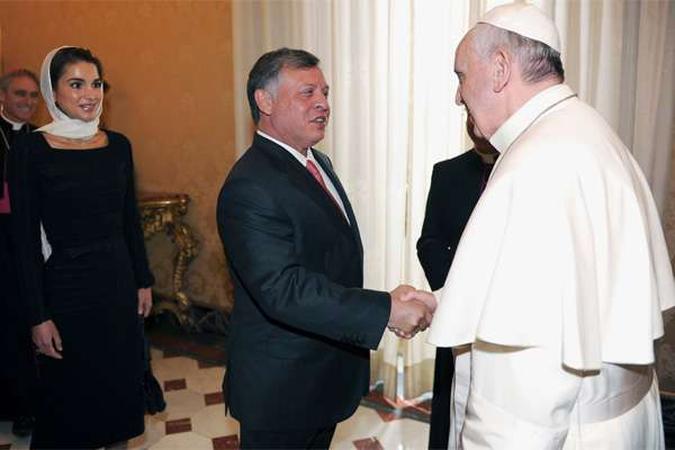 Papa Francisco recebe o rei da Jordânia, Abdullah II(foto: Pool) Papa Francisco recebe o rei da Jordânia, Abdullah II(foto: Pool)
