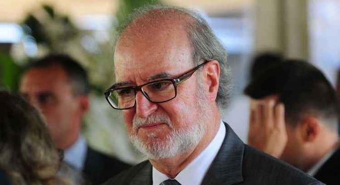 Eduardo Azeredo deverá votar em horário de pouco movimento e está proibido de conceder entrevistas à imprensa(foto: Gladyston Rodrigues/EM/D.A Press) Eduardo Azeredo deverá votar em horário de pouco movimento e está proibido de conceder entrevistas à imprensa(foto: Gladyston Rodrigues/EM/D.A Press)