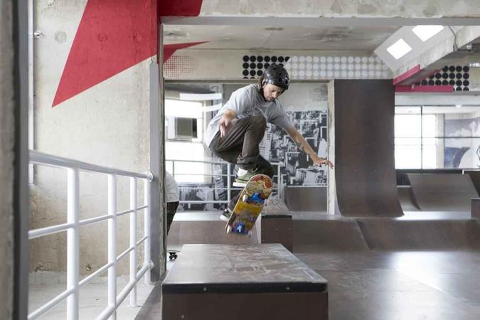 Pista de skate projetada por Bob Burnquist: união entre esporte e arteSantander/Divulgação Pista de skate projetada por Bob Burnquist: união entre esporte e arteSantander/Divulgação