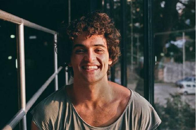 O ator Tulio Starling estará na série Feras e ainda no longa Anna(foto: Nash Laila / Divulgação ) O ator Tulio Starling estará na série Feras e ainda no longa Anna(foto: Nash Laila / Divulgação )