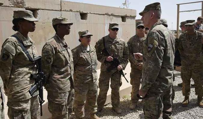 Três líderes do grupo foram abatidos pelo Exército Americano(foto: WAKIL KOHSAR/AFP ) Três líderes do grupo foram abatidos pelo Exército Americano(foto: WAKIL KOHSAR/AFP )