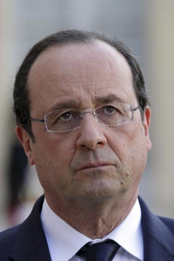 Hollande (foto) e Gates ressaltaram a necessidade de recorrer à financiamentos inovadores para o desenvolvimento(foto: Philippe Wojazer/Reuters) Hollande (foto) e Gates ressaltaram a necessidade de recorrer à financiamentos inovadores para o desenvolvimento(foto: Philippe Wojazer/Reuters)