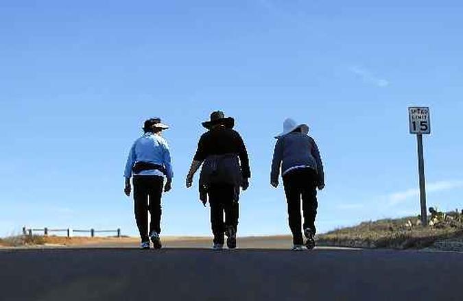 Além da caminhada, corrida e natação podem ajudar no enfrentamento ao derrame(foto: Mike Blake/Reuters - 15/11/12 ) Além da caminhada, corrida e natação podem ajudar no enfrentamento ao derrame(foto: Mike Blake/Reuters - 15/11/12 )