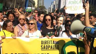 Manifestantes se reúnem na Avenida Paulista no domingo (9/9), em ato a favor do candidato à presidência Jair Bolsonaro(foto: Gilberto Amendola/ Agência Estado) Manifestantes se reúnem na Avenida Paulista no domingo (9/9), em ato a favor do candidato à presidência Jair Bolsonaro(foto: Gilberto Amendola/ Agência Estado)
