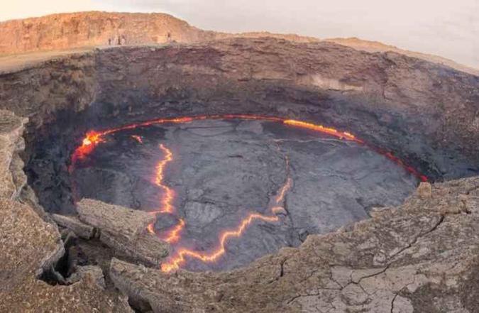 (foto: O vulcão Eart Ale tem cerca de 900 milhões de anos) (foto: O vulcão Eart Ale tem cerca de 900 milhões de anos)
