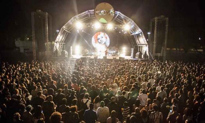 Show do rapper Rincon Sapiência na edição de 2018(foto: Festival CoMA/Divulgação) Show do rapper Rincon Sapiência na edição de 2018(foto: Festival CoMA/Divulgação)