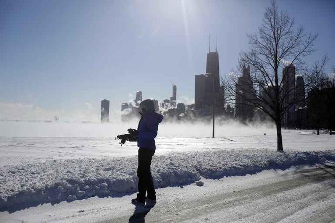 Em Detroit a madrugada de quarta-feira 30 registrou -25ºC(foto: Agência France Presse ) Em Detroit a madrugada de quarta-feira 30 registrou -25ºC(foto: Agência France Presse )