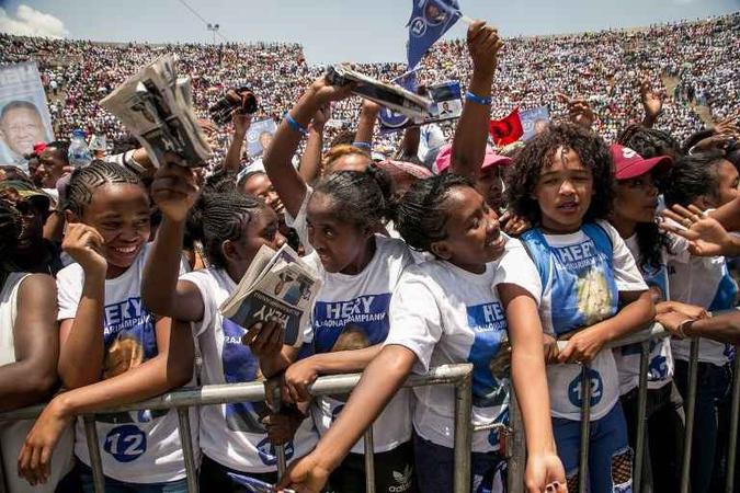 Até 36 candidatos participam das eleições presidenciais de quarta-feira(foto: AFP) Até 36 candidatos participam das eleições presidenciais de quarta-feira(foto: AFP)