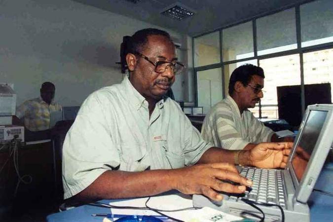 Deyda Hydara, jornalista da Gâmbia, assassinado em 2004(foto: Seyllou/AFP) Deyda Hydara, jornalista da Gâmbia, assassinado em 2004(foto: Seyllou/AFP)