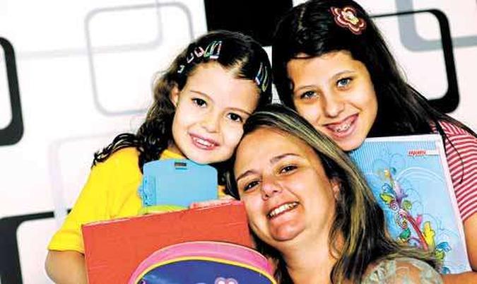 Giselle Fontão e as filhas, Mariana e Luana, afirma que não dá para fugir muito dos preços, Giselle Fontão e as filhas, Mariana e Luana, afirma que não dá para fugir muito dos preços,