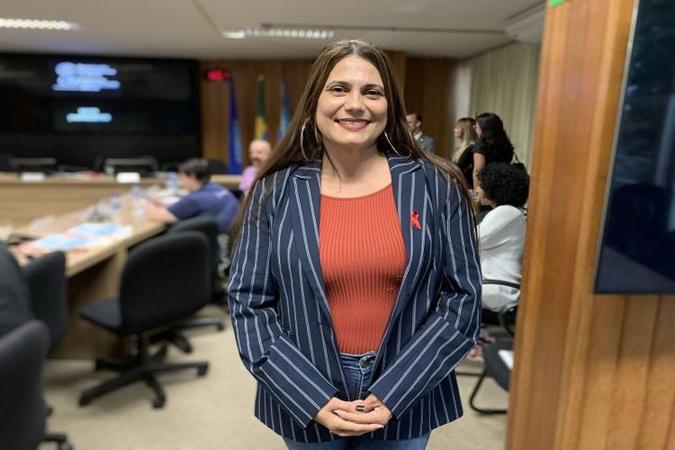 Uma das entrevistadoras, Vanessa é portadora e mostrou a outros iguais que assumir ajuda contra o preconceito(foto: Maria Eduarda Cardim/CB/D.A Press) Uma das entrevistadoras, Vanessa é portadora e mostrou a outros iguais que assumir ajuda contra o preconceito(foto: Maria Eduarda Cardim/CB/D.A Press)