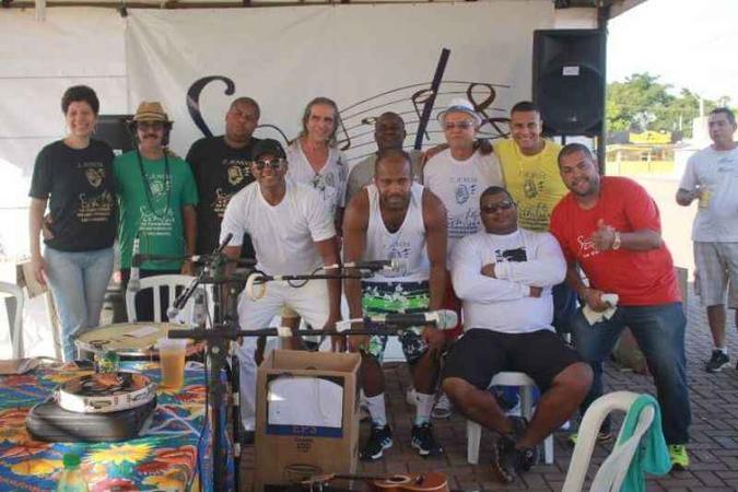 Roda musical do Samba na Comunidade: comemoração com sambistas de todo o DF(foto: Stone Barros/Divulgação) Roda musical do Samba na Comunidade: comemoração com sambistas de todo o DF(foto: Stone Barros/Divulgação)