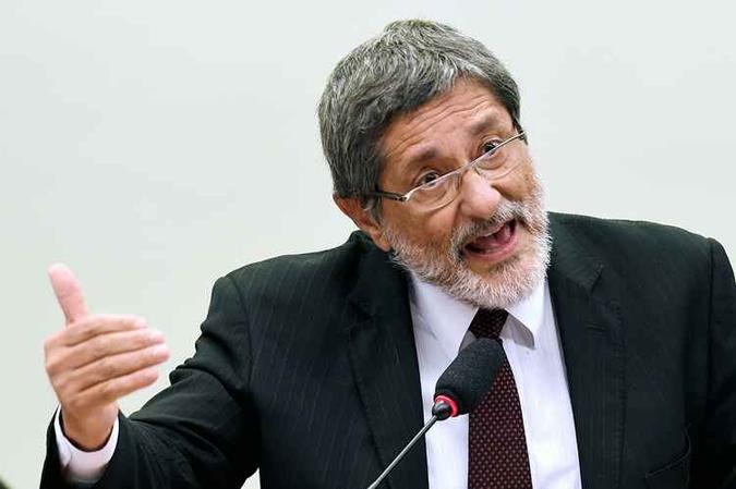 Sergio Gabrielli teve seus bens liberados pelo ministro Ricardo Lewandowski(foto: EVARISTO SA / AFP PHOTO) Sergio Gabrielli teve seus bens liberados pelo ministro Ricardo Lewandowski(foto: EVARISTO SA / AFP PHOTO)