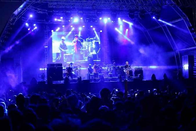 Nação Zumbi foi uma das bandas que mais animou o público(foto: Gerdan Wesley/Divulgação) Nação Zumbi foi uma das bandas que mais animou o público(foto: Gerdan Wesley/Divulgação)