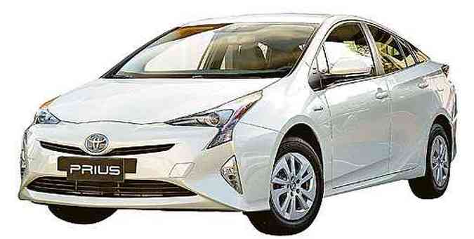 A Toyota já vendeu 3,5 mil unidades do Prius com tecnologia híbrida, movido a gasolina e a energia elétrica(foto: Malagrine/Divulgação)
