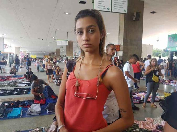 A comerciante Ruanne Lira aposta que imagens ajudam a elucidar crimes(foto: Isa Stacciarini/CB/D.A Press) A comerciante Ruanne Lira aposta que imagens ajudam a elucidar crimes(foto: Isa Stacciarini/CB/D.A Press)