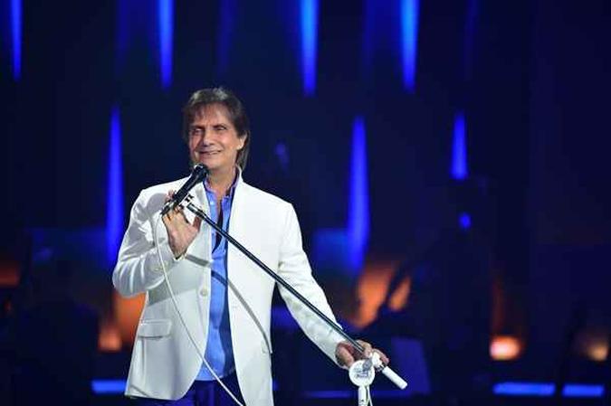 Roberto Carlos voltará a cantar 'Quero que vá tudo pro inferno' depois de muitos anos(foto: Globo/Divulgação) Roberto Carlos voltará a cantar 'Quero que vá tudo pro inferno' depois de muitos anos(foto: Globo/Divulgação)