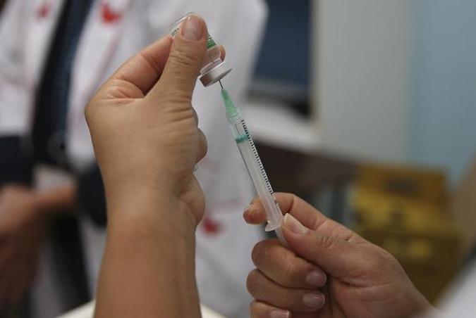 A Organização Mundial da Saúde (OMS) estima que cerca de 10% da população seja infectada anualmente por algum tipo de vírus da gripe (foto: Marcello Casal Jr/Arquivo Agência Brasil) A Organização Mundial da Saúde (OMS) estima que cerca de 10% da população seja infectada anualmente por algum tipo de vírus da gripe (foto: Marcello Casal Jr/Arquivo Agência Brasil)
