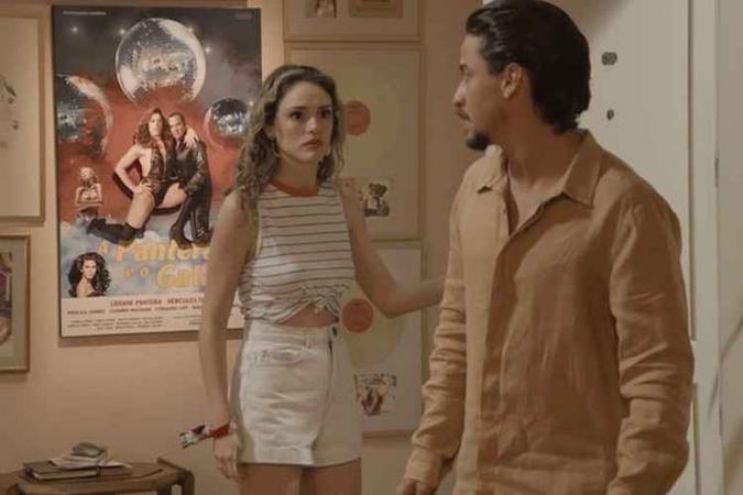 Jerônimo tentará beijar Manu, mas a mocinha não vai gostar(foto: TV Globo/Reprodução ) Jerônimo tentará beijar Manu, mas a mocinha não vai gostar(foto: TV Globo/Reprodução )