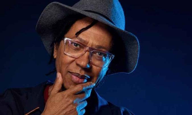 Djavan traz a turnê de 'Vesúvio' a Brasília(foto: Nana Moraes/Divulgação) Djavan traz a turnê de 'Vesúvio' a Brasília(foto: Nana Moraes/Divulgação)