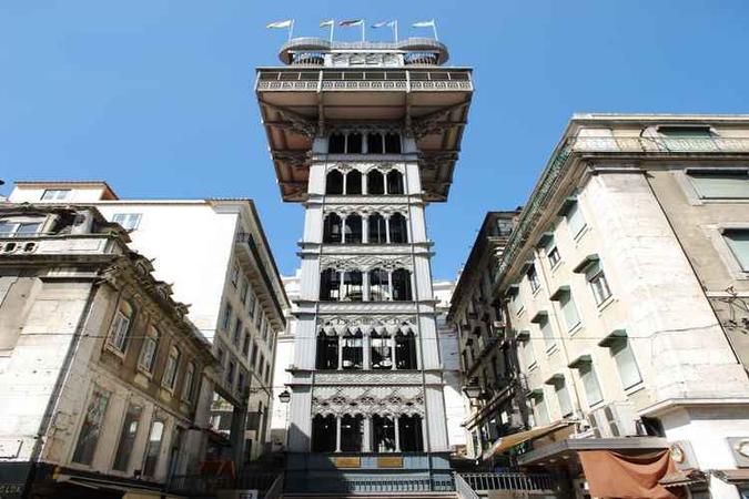 O elevador de Santa Justa leva à parte mais antiga da cidade(foto: Wikipedia Commons/Divulgação) O elevador de Santa Justa leva à parte mais antiga da cidade(foto: Wikipedia Commons/Divulgação)
