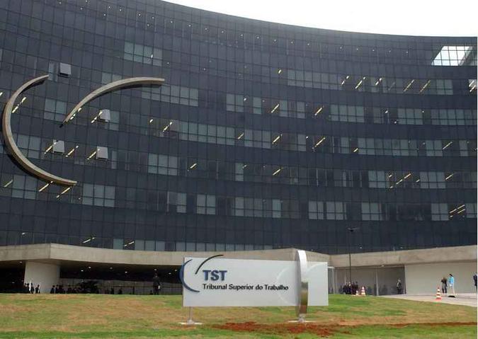 Os três primeiros meses deste ano registraram queda de 45% no número de processos trabalhistas em relação a 2016 e 2017(foto: Ronaldo de Oliveira/CB/D.A Press) Os três primeiros meses deste ano registraram queda de 45% no número de processos trabalhistas em relação a 2016 e 2017(foto: Ronaldo de Oliveira/CB/D.A Press)
