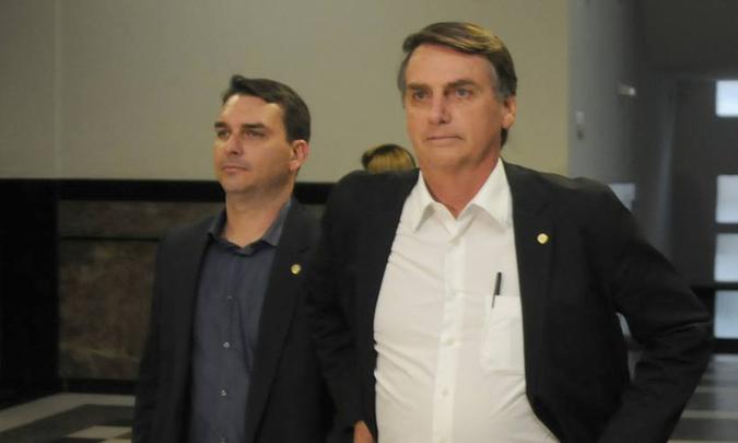 Bolsonaro foi denunciado por racismo pela procuradora Raquel Dodge(foto: Jair Amaral / EM / D.A. Press) Bolsonaro foi denunciado por racismo pela procuradora Raquel Dodge(foto: Jair Amaral / EM / D.A. Press)
