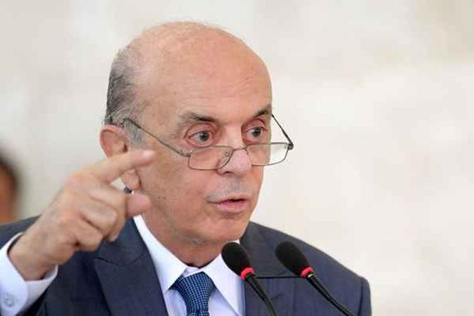 Serra avalia que redução do preço dos combustíveis terá peso importante para que o Comitê de Política Monetária (Copom) do Banco Central reduza os juros(foto: Evaristo Sa/AFP) Serra avalia que redução do preço dos combustíveis terá peso importante para que o Comitê de Política Monetária (Copom) do Banco Central reduza os juros(foto: Evaristo Sa/AFP)